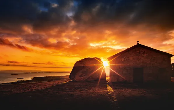 Sand, sea, the sky, the sun, rays, light, sunset, clouds