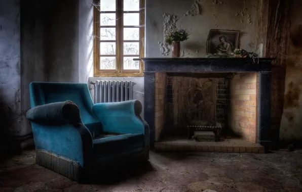 Picture chair, window, fireplace
