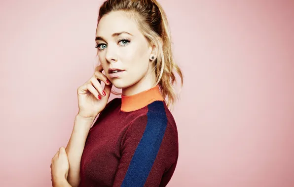 At the photo shoot for the series "Crown", Vanessa Kirby, The Crown, Vanessa Kirby