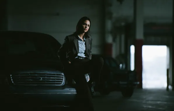 Machine, pose, garage, figure, cars, ACE Gonzalez, Eiza Gonzalez, Cut Throat City