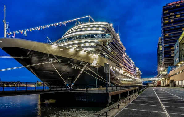 Picture Amsterdam, Night, Cruise Ship