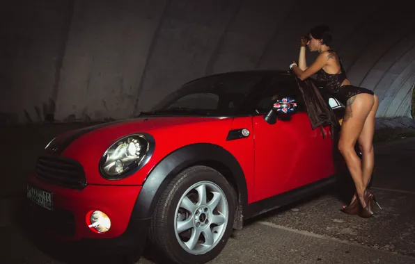 Machine, auto, ass, ass, girl, pose, figure, the tunnel