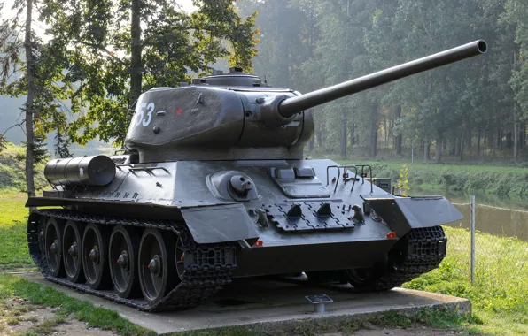 Picture monument, tank, average, T-34-85