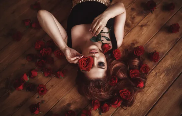 HAIR, RED, FLOOR, FLOWERS, BROWN hair, ROSES, MOOD, FACE