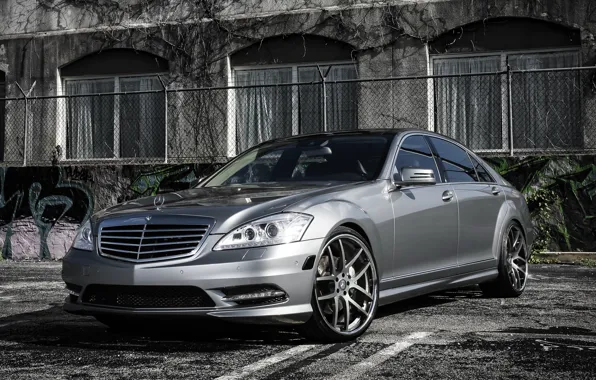 Picture lights, Mercedes, wheels, with, custom, S550, trunk, lowered