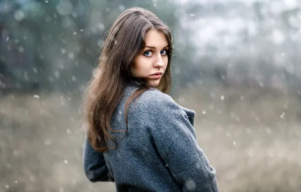 Snow, sponge, coat, curls, Lena, photographer Sergey Sergeev