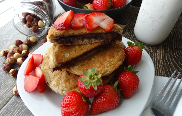 Picture berries, milk, strawberry, plug, dessert, hazelnuts