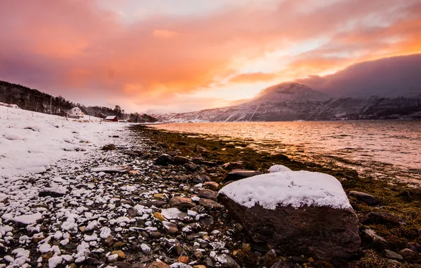 Winter, clouds, snow, sunset, mountains, stones, shore, pond