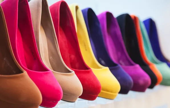 Picture color, heels, different color, same model