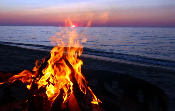 Sea, beach, the evening, the fire, fire on the beach