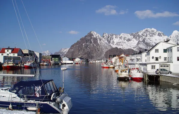 Picture rocks, Norway, boats, the village, fishing