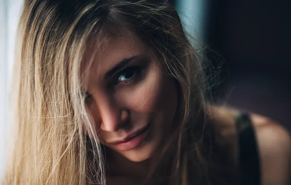 Look, girl, smile, Victor Ambartsumov