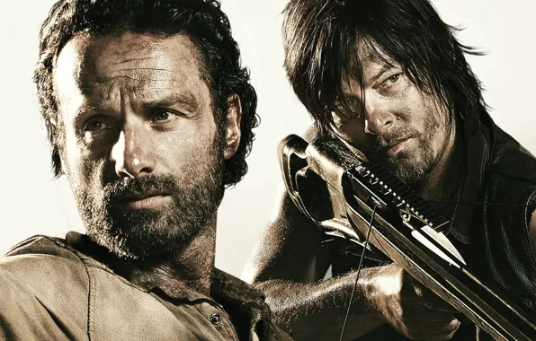 Picture crossbow, The Walking Dead, Rick Grimes, The walking dead, Andrew Lincoln, Norman Reedus, Daryl Dixon