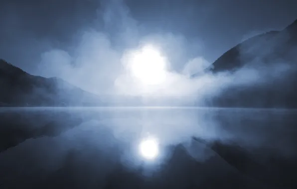 Picture the sun, fog, lake, reflection