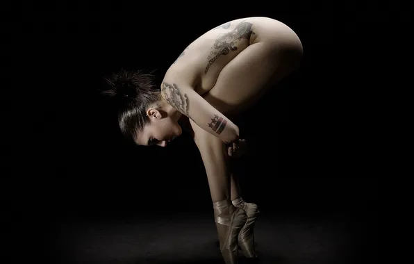 BACKGROUND, BLACK, POSE, TATTOO, BALLET