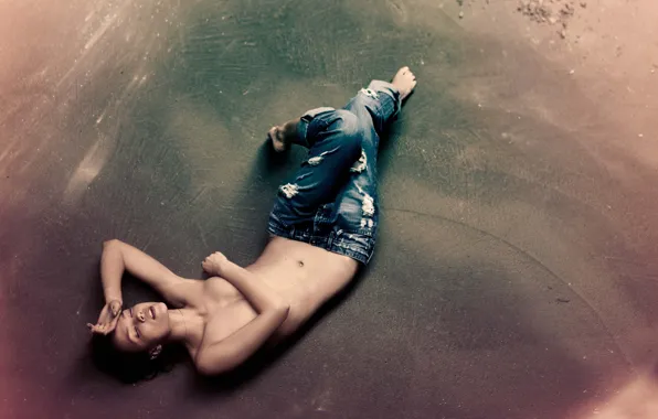 Girl, minimalism, jeans