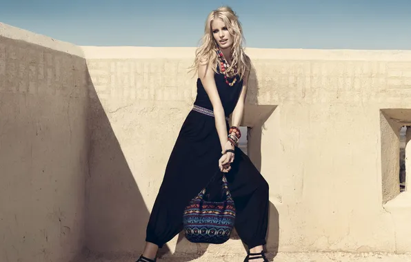 Picture girl, photo, wall, bag, Caroline Winberg, is