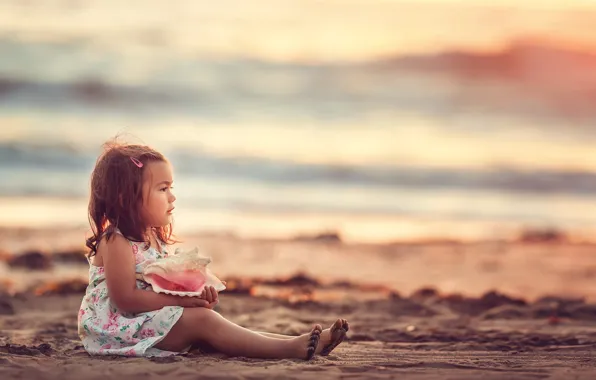 Sand, sea, look, shore, sink, shell, girl, baby
