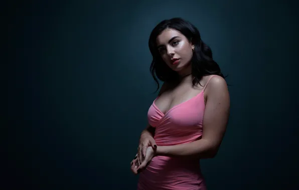 Picture songwriter, British singer, synth-pop, Charli XCX, Charlotte Emma Aitchison, Charlotte Emma, Atchison, iHeartRadio