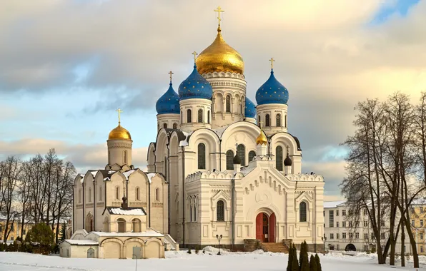 Picture Church, dome, Nikolo-Ugresh Monastery, Dzerzhinsk