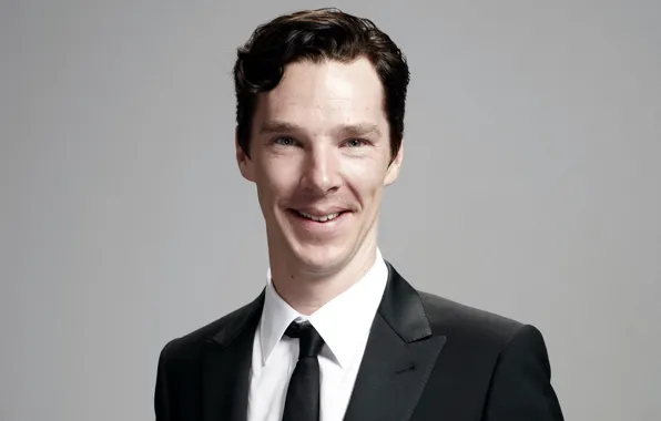 Grey background, Benedict Cumberbatch, Benedict Cumberbatch, British actor