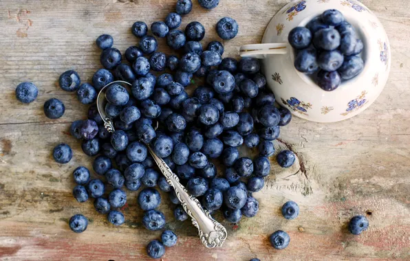 Picture berries, table, blueberries, spoon, blueberries