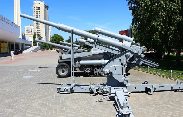 Germany, Volgograd, Military equipment, Museum-panorama of the Battle of Stalingrad, 150 mm s.F.H.18, 88 mm …
