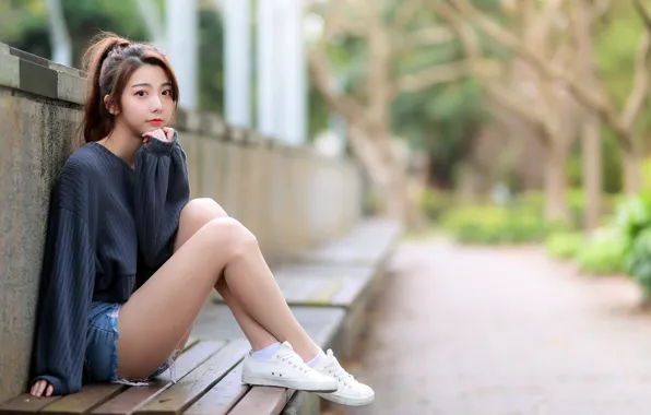 Picture girl, street, Asian