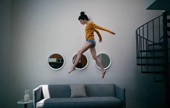 Girl, interior, running, by air
