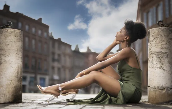 Picture girl, street, Mary