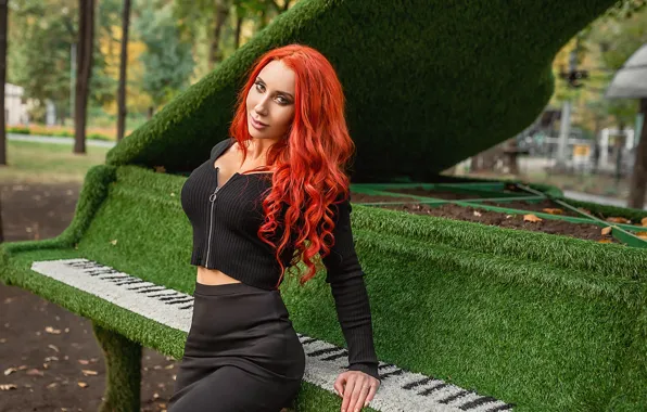 Picture plan, model, redhead, A Diakov George
