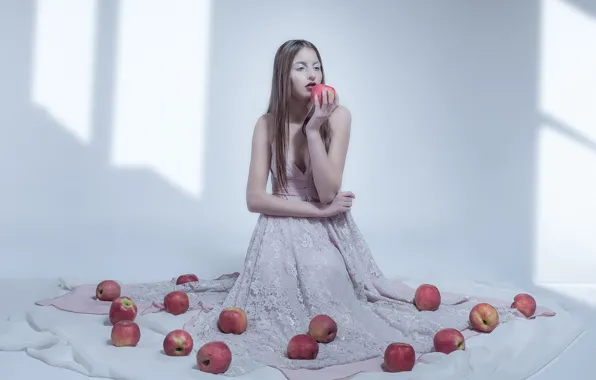 Picture girl, apples, Dominga
