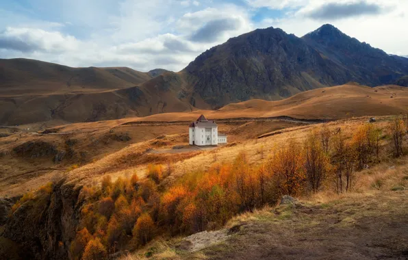 Autumn, mountains, house, the slopes, mansion