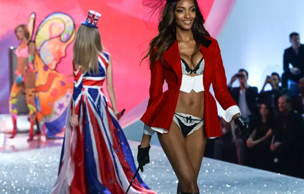 Smile, model, linen, show, podium, fashion, Victoria's Secret