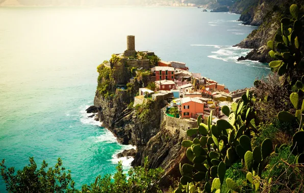 Sea, the city, rocks, shore, coast, building, home, Italy
