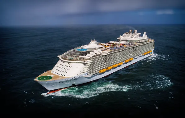 Sea, the ocean, The ship, ship, Royal Caribbean International, Passenger ship, Vessel, Cruise Ship