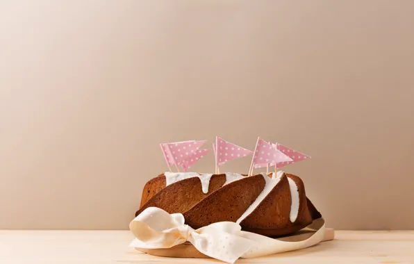 Flags, cakes, Pie