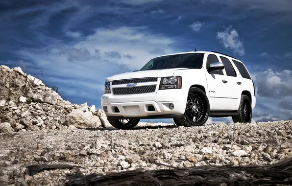 The sky, stones, Chevrolet, white, Chevrolet, Wheels, Tahoe, Tahoe