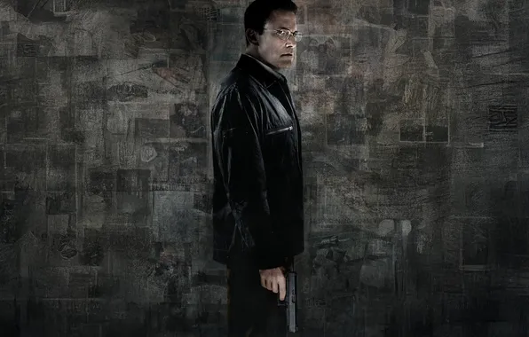 Gun, glasses, jacket, detective, Thriller, action, poster, Ben Affleck