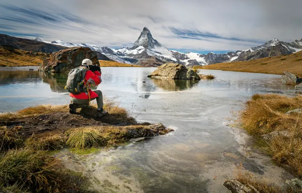 Mountains, shore, the situation, photographer, male, shooting, Iceland, pond