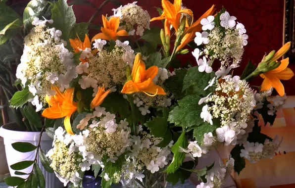Bouquet, still life, Kalina, daylilies