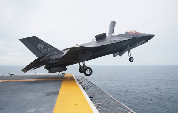 Fighter, deck, bomber, the rise, Lightning II, F-35