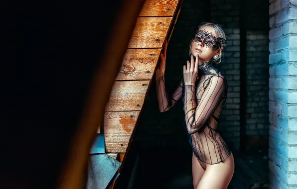 Look, sexy, pose, model, makeup, figure, piercing, mask