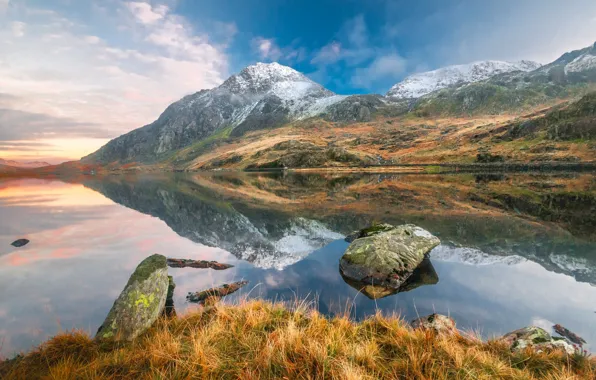 Clouds, mountains, lake, stones, stream, Wales, Snowdonia