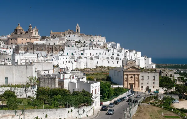 Picture Italy, White city, Ostuni