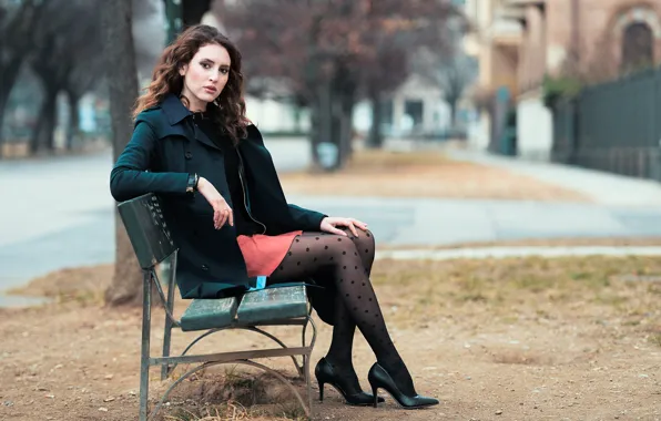 Picture autumn, look, girl, bench, pose, Park, hair, shoes