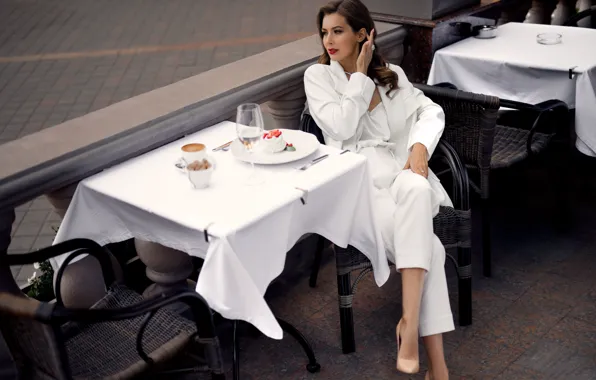 Picture table, model, cafe