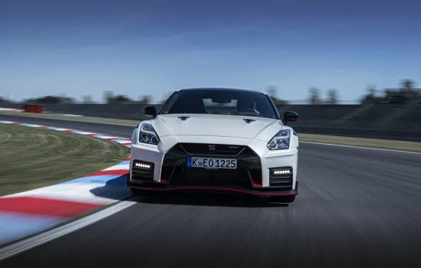 White, track, turn, before, Nissan, GT-R, R35, Nismo