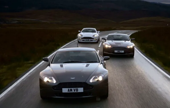 Road, Movement, Aston Martin V8