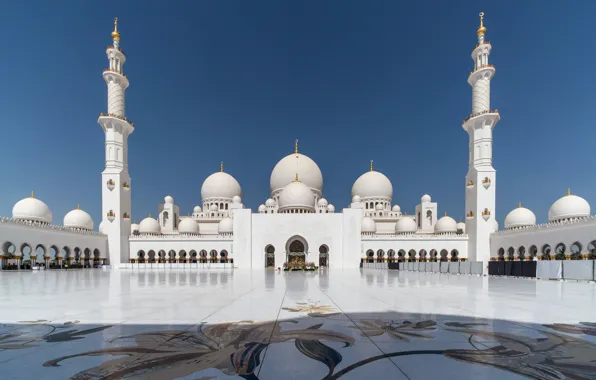 Architecture, Abu Dhabi, Al Maqtaa